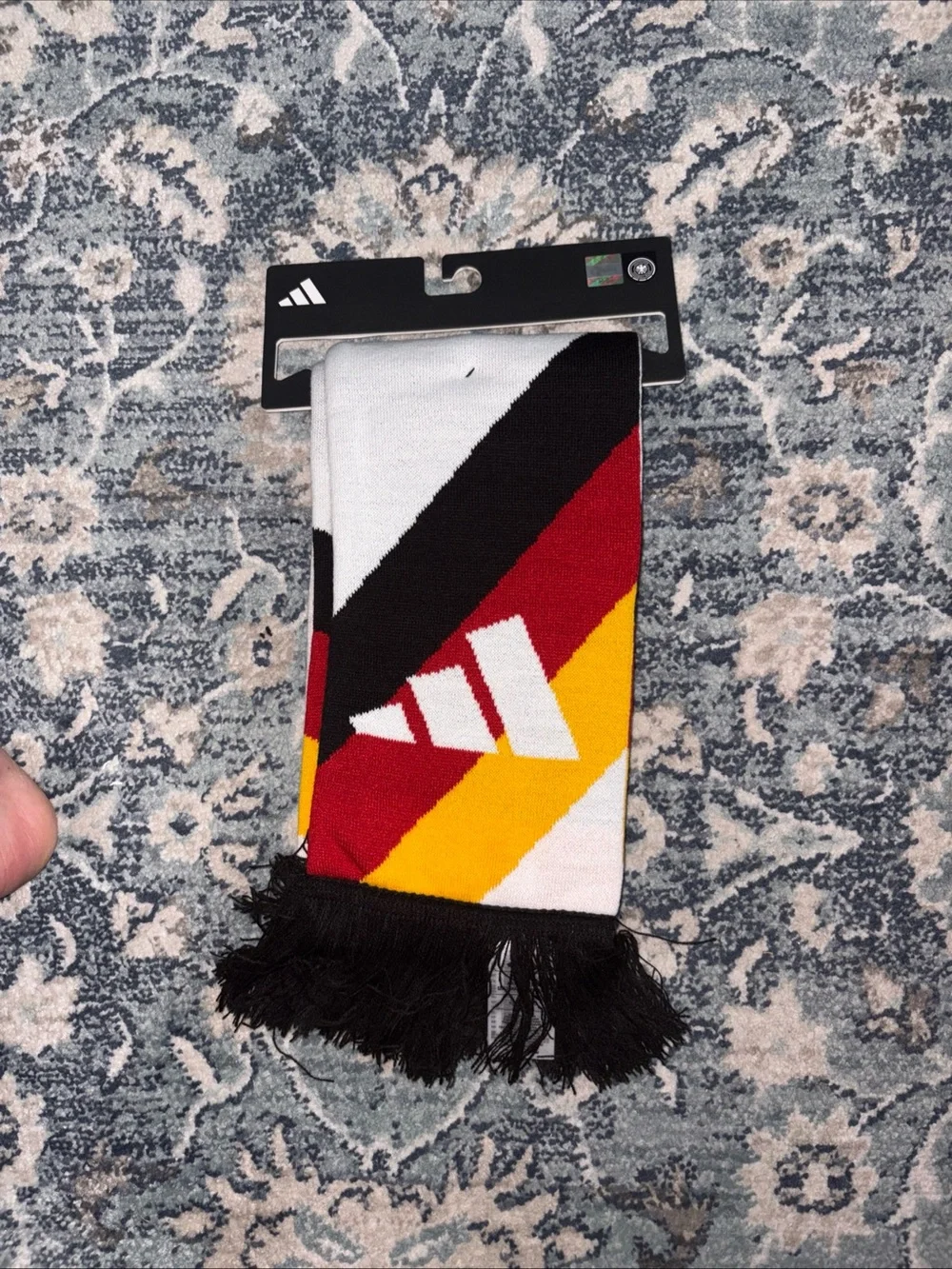 adidas Germany Deutscher Fußball-Bund Fan Scarf in Black, Red, Gold, White